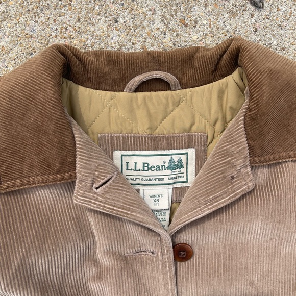 VTG L.L.Bean Women's Thinsulate Chore Barn
Jacket corduroy beige tan XS PET - Picture 3 of 5
